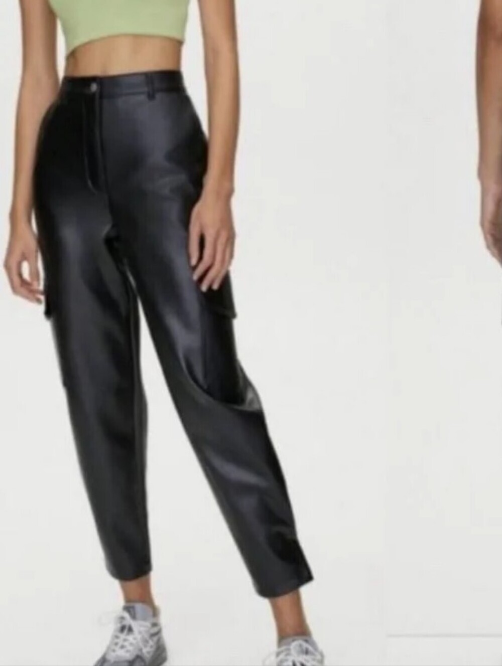 WILFRED FREE Faux Leather Cargo Moto Pants Cropped